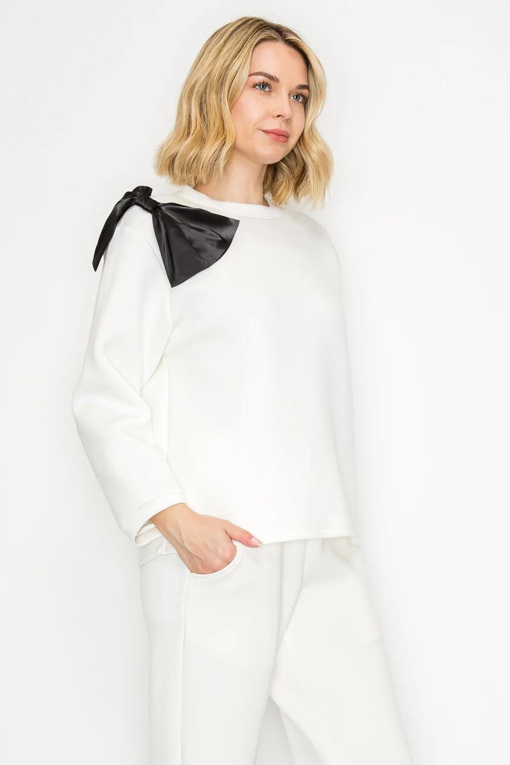 Joh White Pullover w/ Black Bow