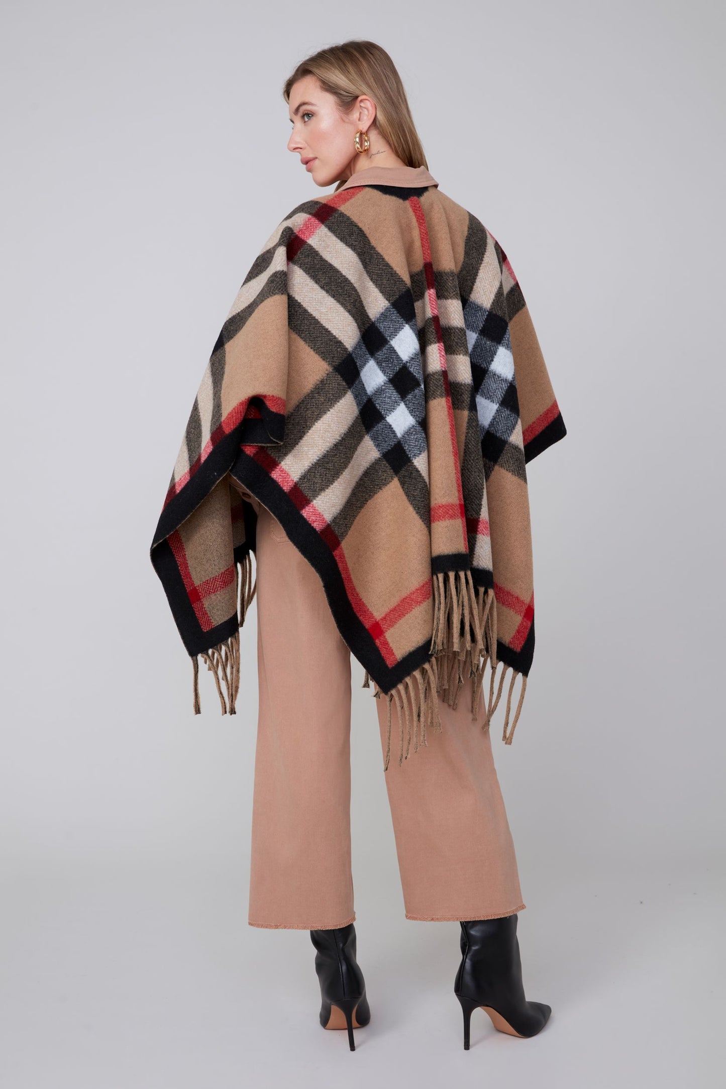 Renuar Knit Pancho in Tan Combo