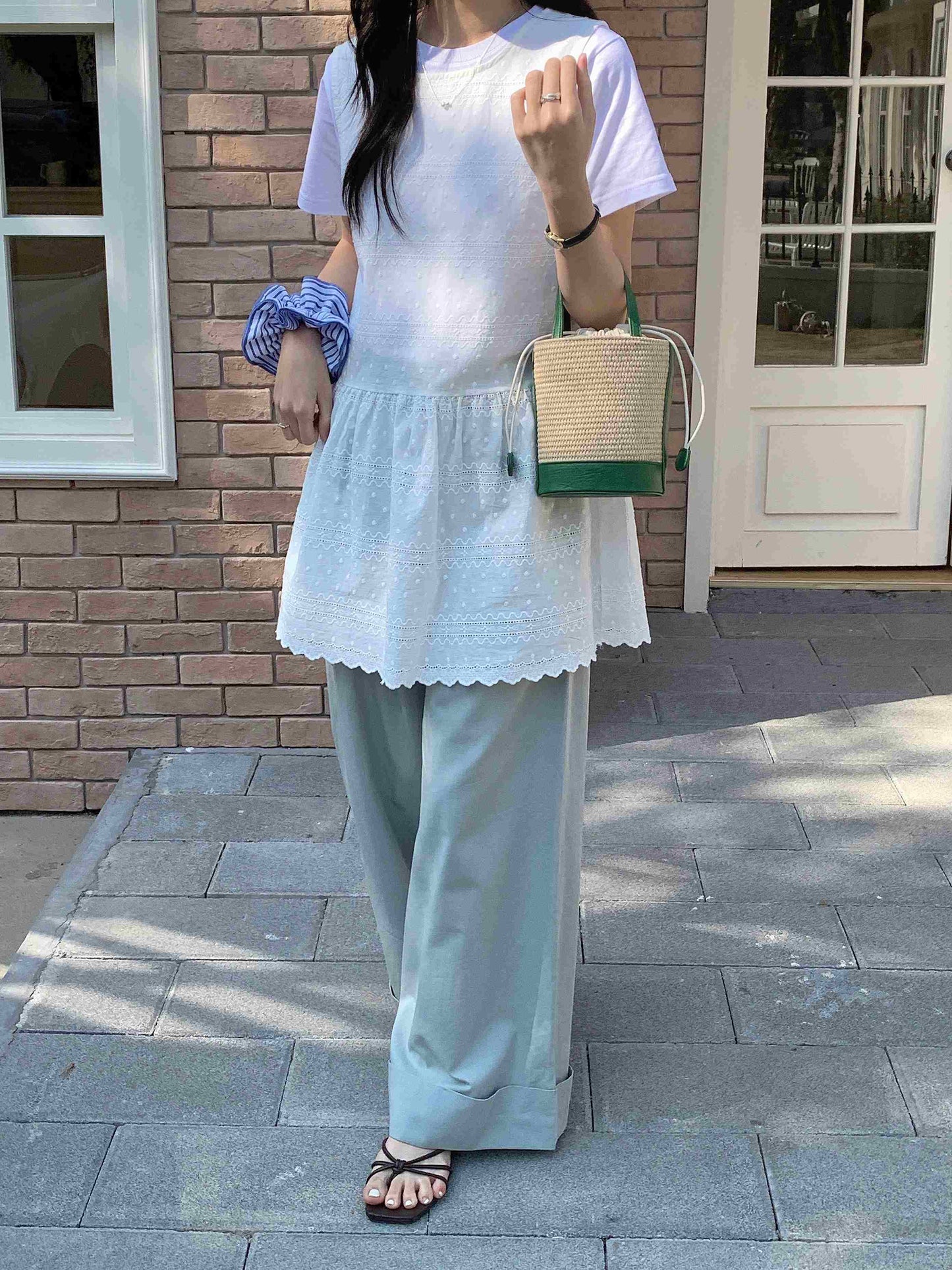 P25035 Straw Bucket/Crossbody Bag: 04 Blue