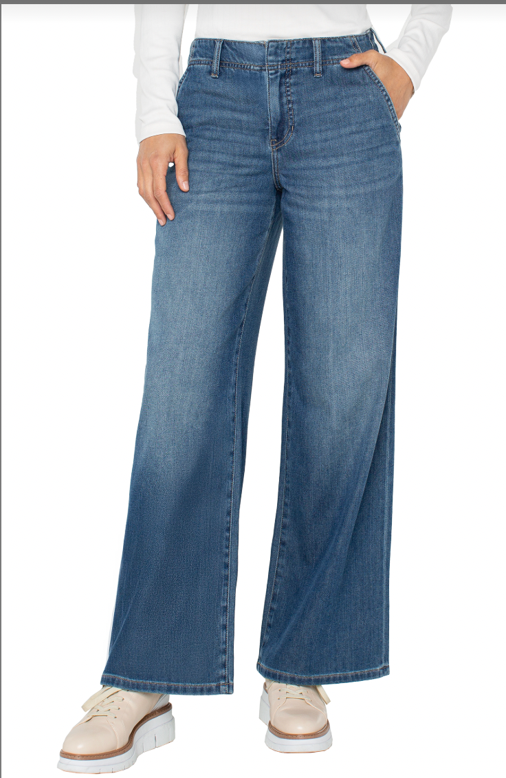 Liverpool Weekender Wide Leg in Walnut Creek