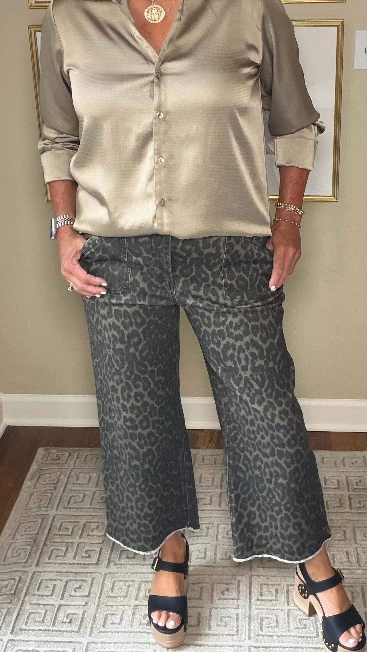 Renuar Cropped Leopard Print Pant
