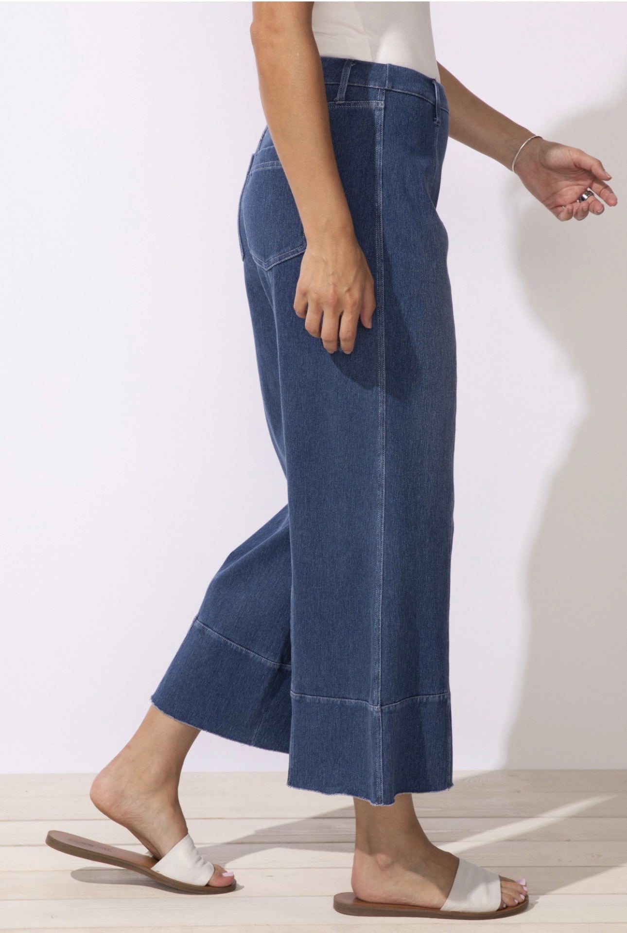 Escape Comfort Knit Denim Crop Flood Jean