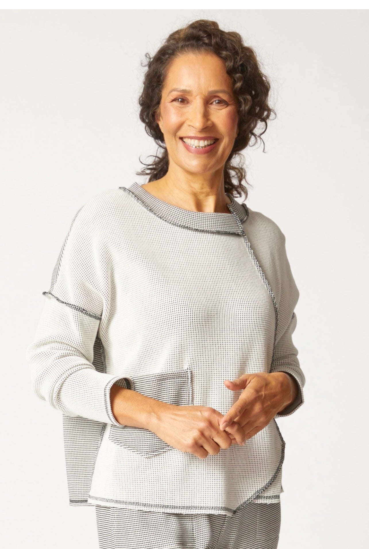 Habitat Opposites Attract Pullover in Winter White