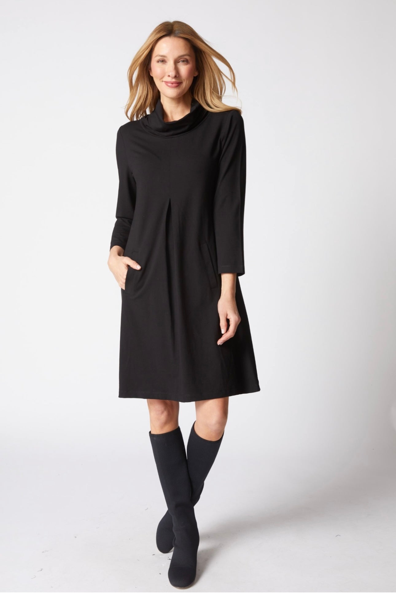 Habitat- Core Travel Dress w/Front Pleat in Black