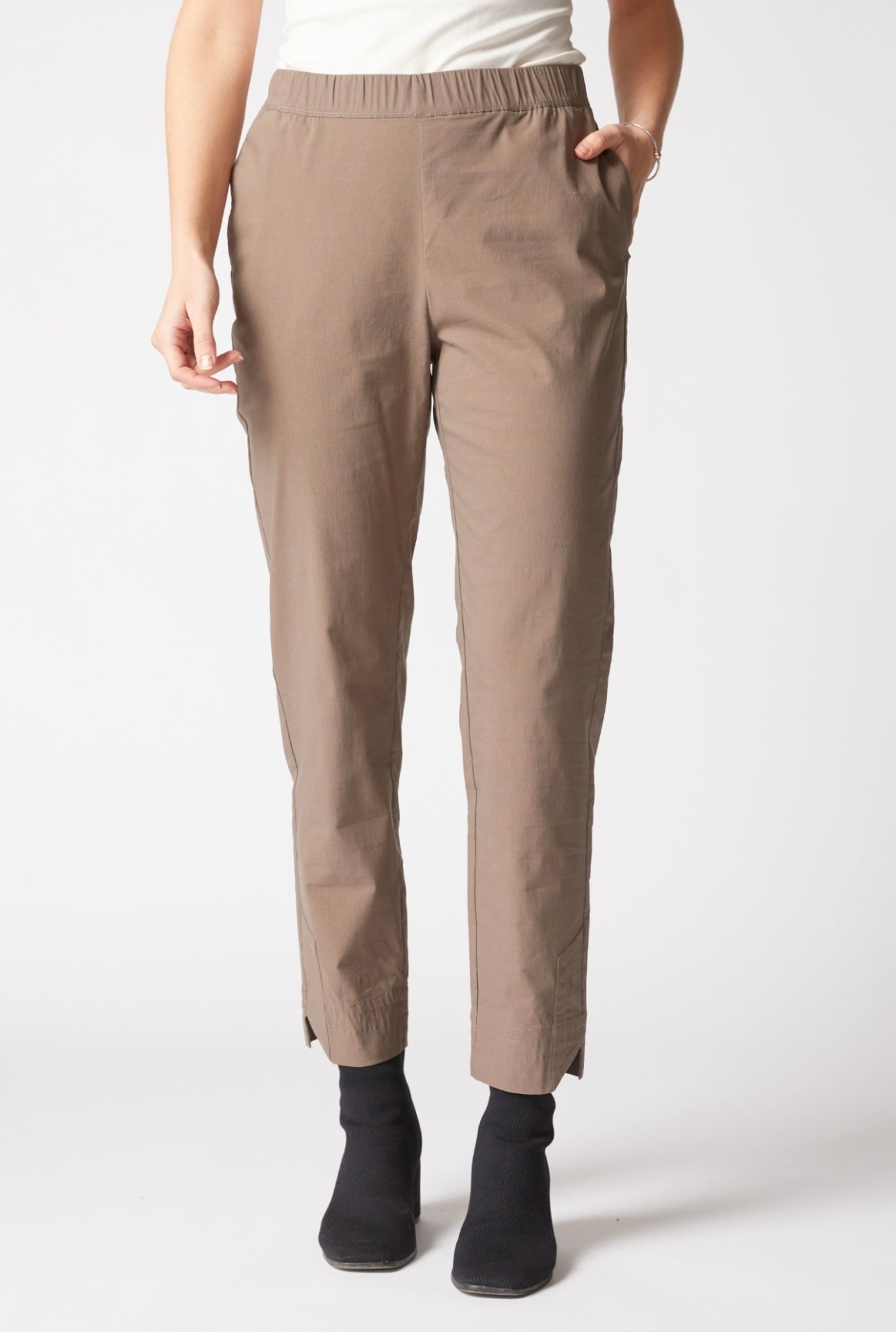 Habitat Travel Tech Straight Leg Ankle Pant ( Truffle)