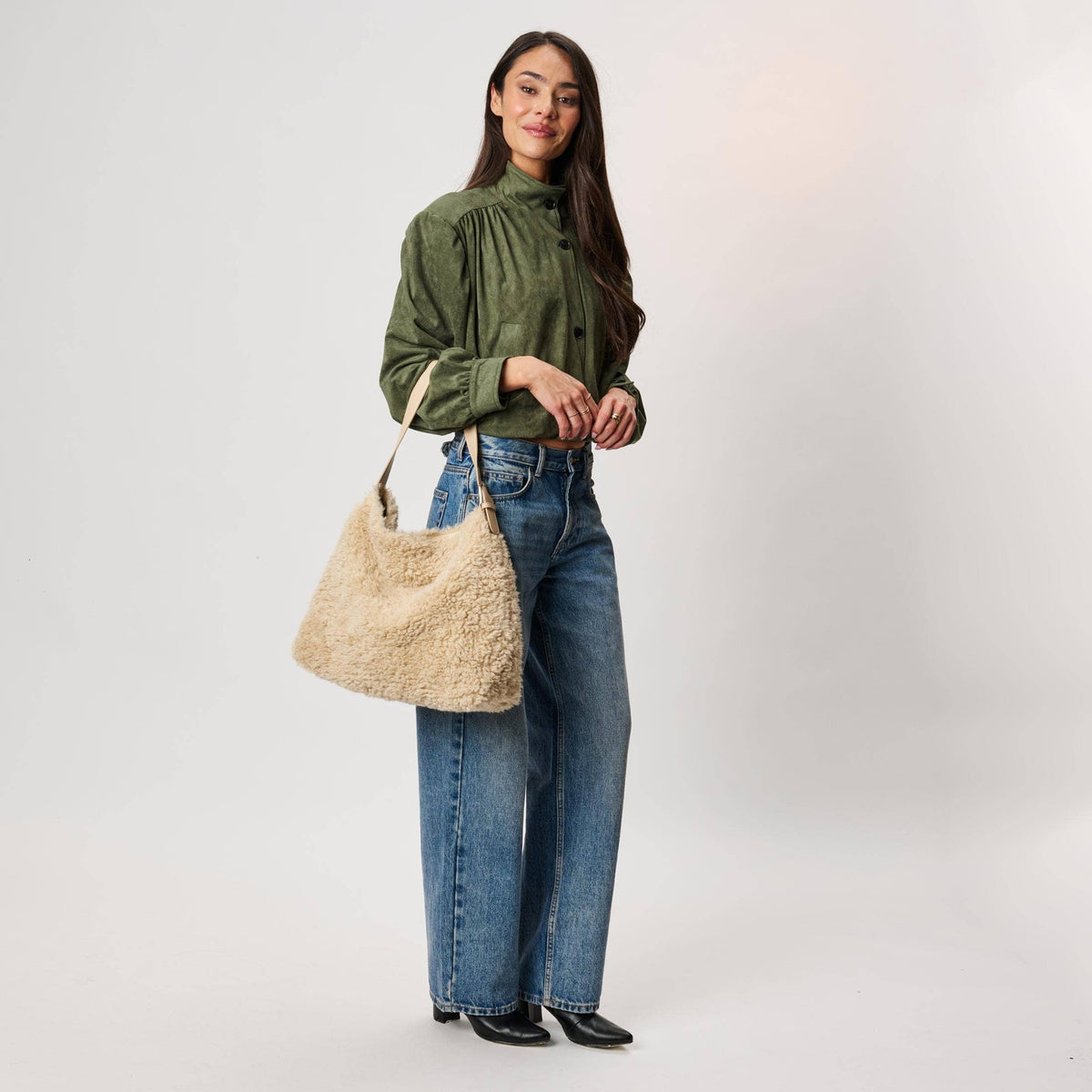 Neve Sherpa Tote: Burgundy