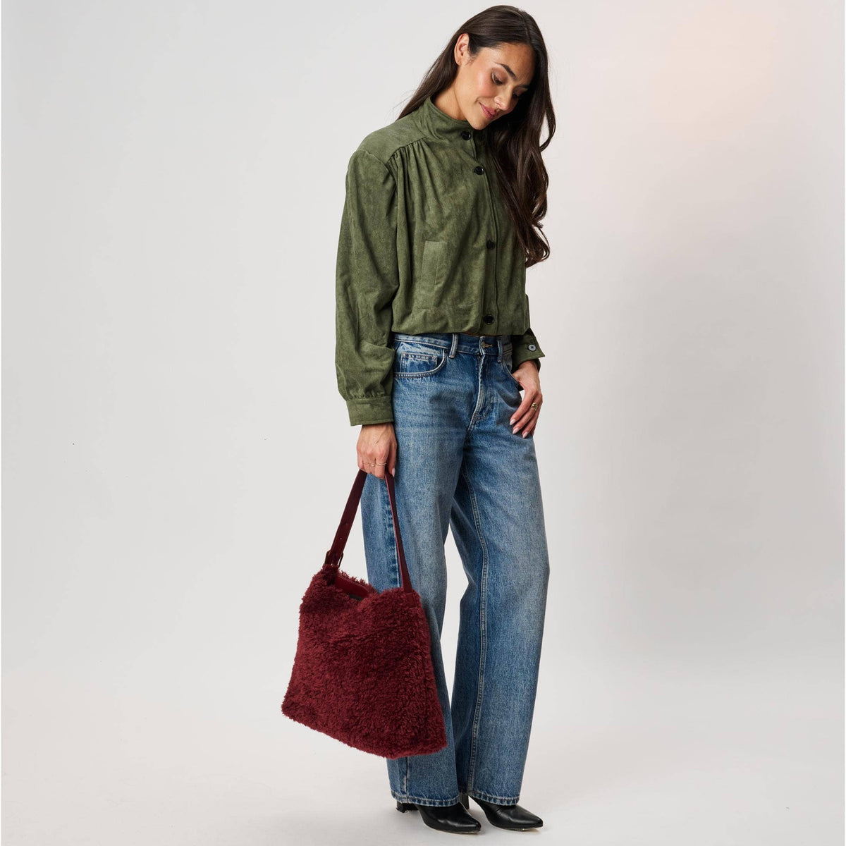 Neve Sherpa Tote: Burgundy