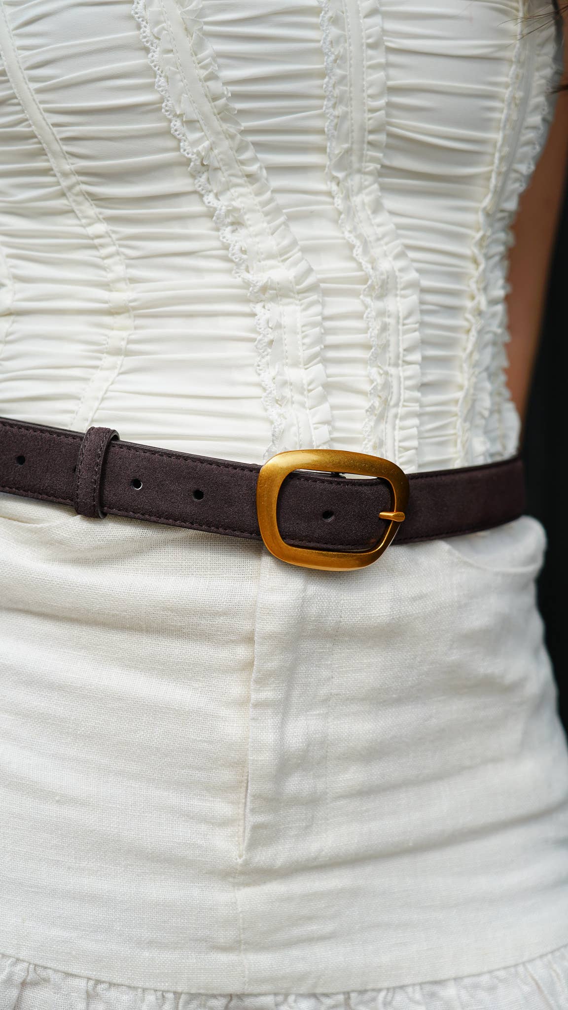 Suede Belt with Organic Shape Buckle | Everyday accessory: Chocolate / Small
